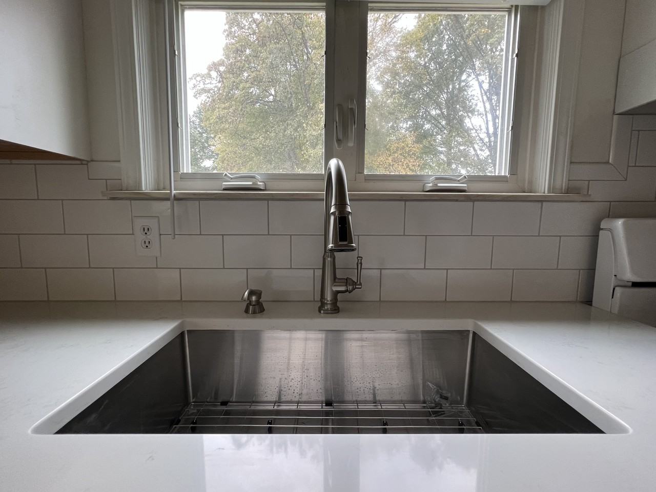 10303 Lewis Ave #NA - Photo 3 of 12