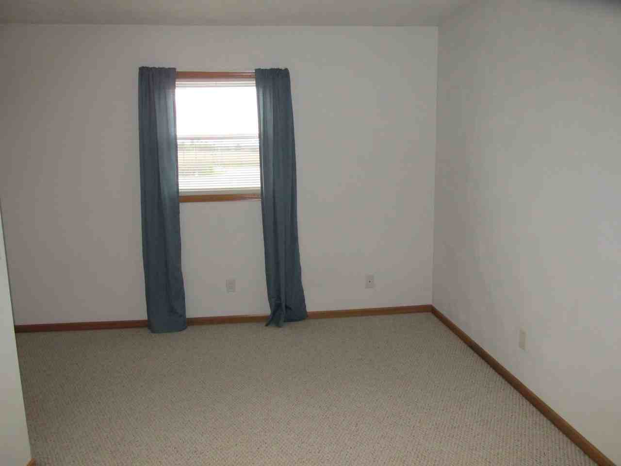 810 Dilenbeck Dr #1 - Photo 2 of 22