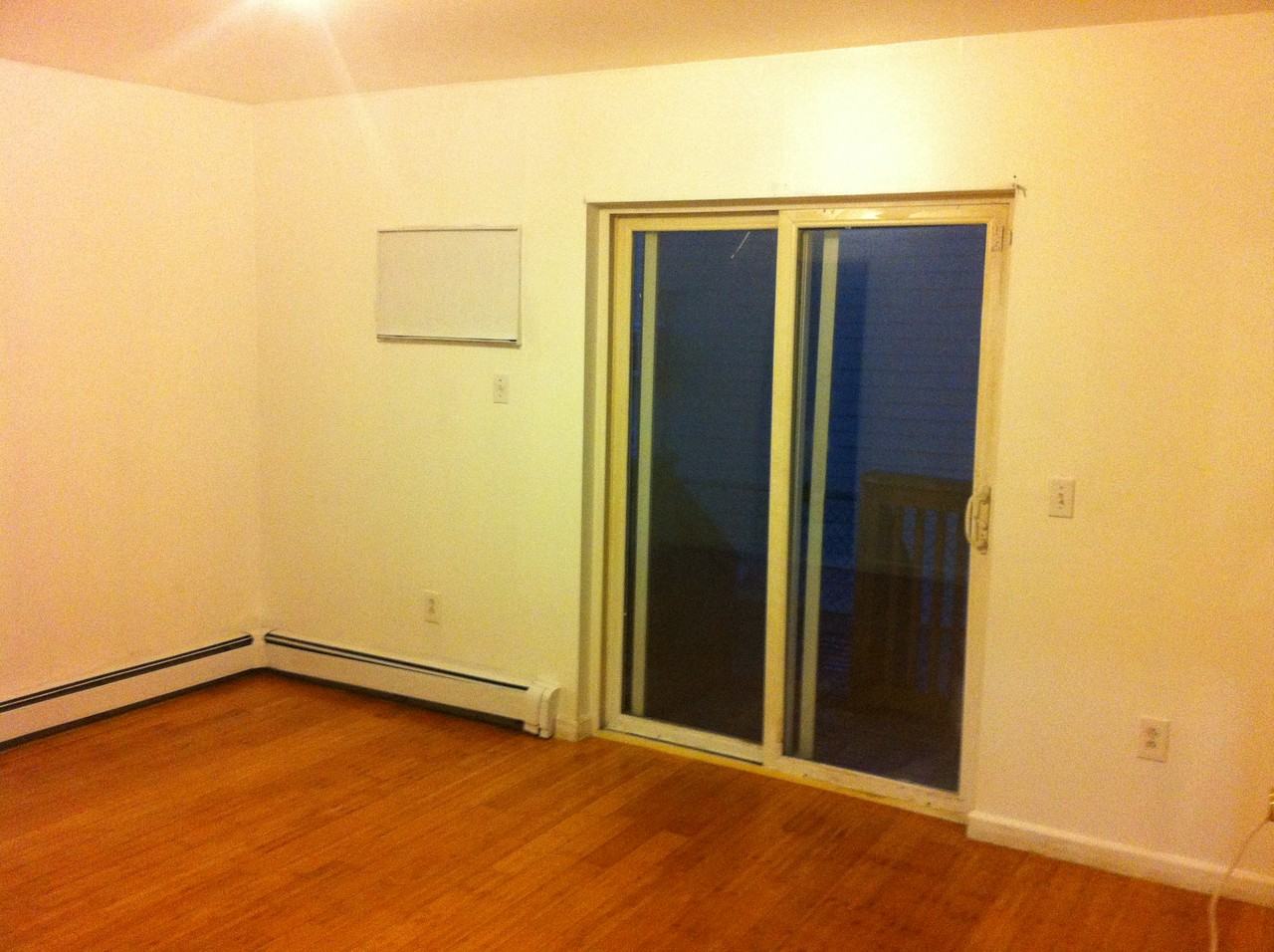 1905 Arnow Ave - Photo 2 of 5