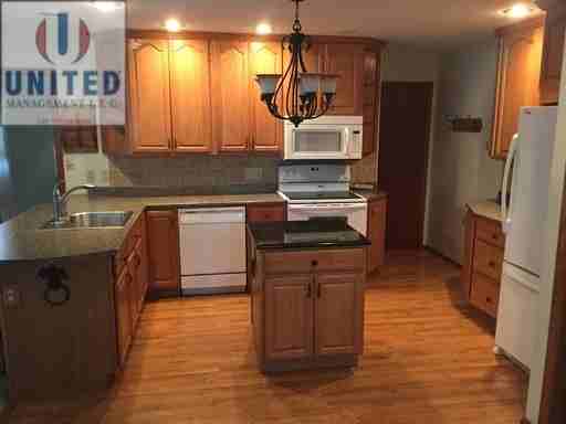 3509 Jones St - Photo 3 of 11