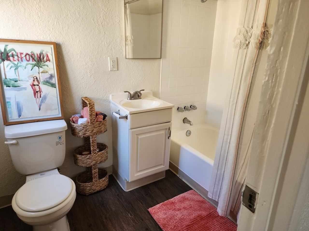 2305 Lemon Ave. - Photo 6 of 17