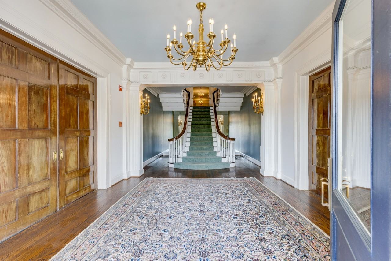 3626 3626 West End Avenue - 1Apt. 204 #1 - Photo 4 of 22