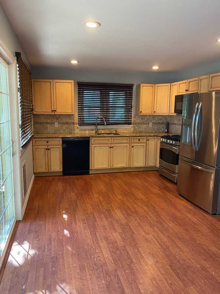 14 Tuttle Ave - Photo 2 of 7