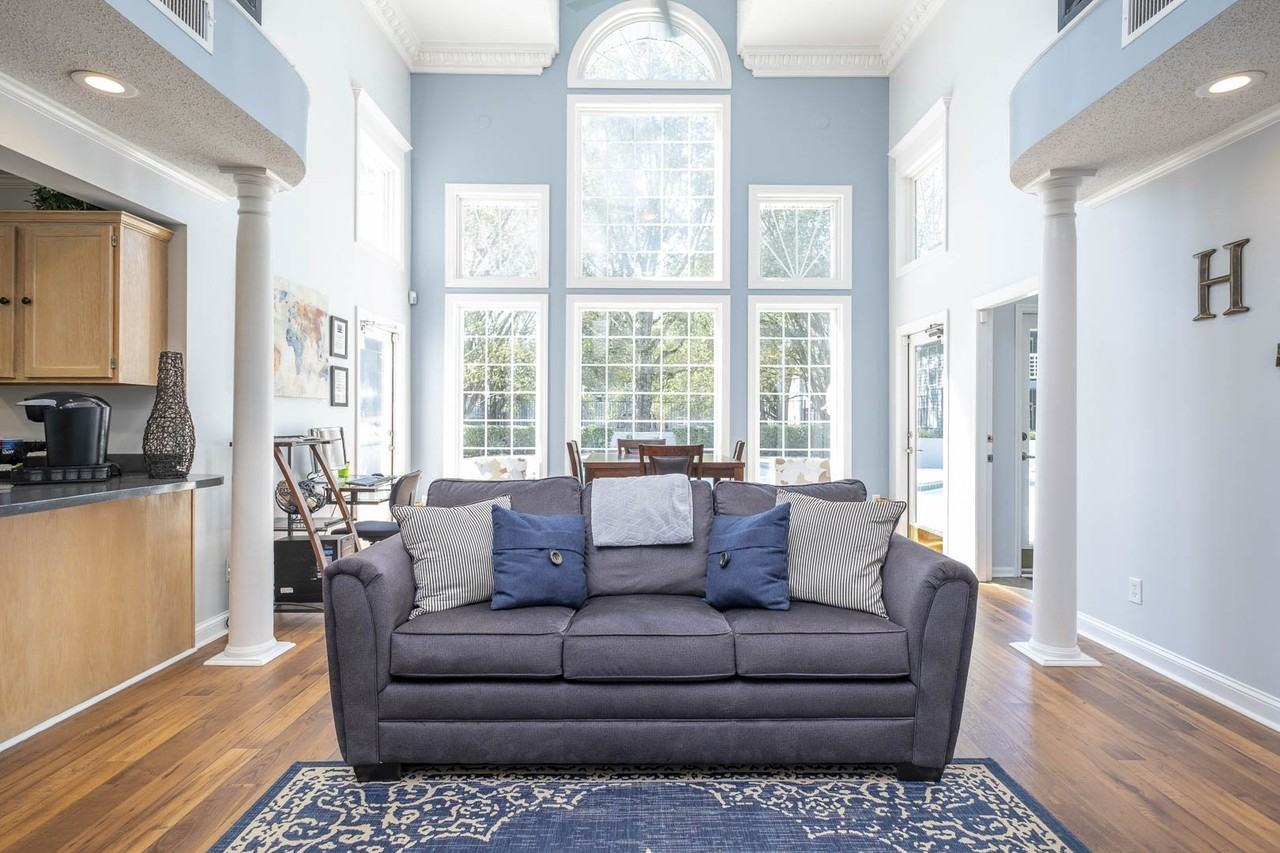 The Slate Charlotte - Photo 5 of 61