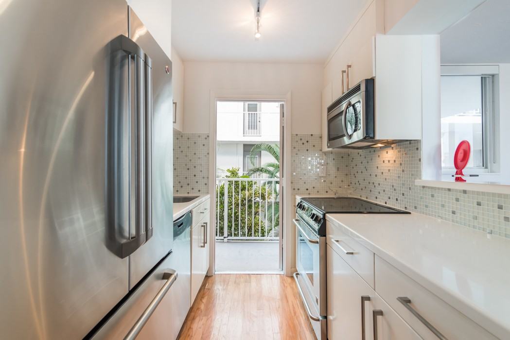 1670 Bay Road #3G - Photo 7 of 18