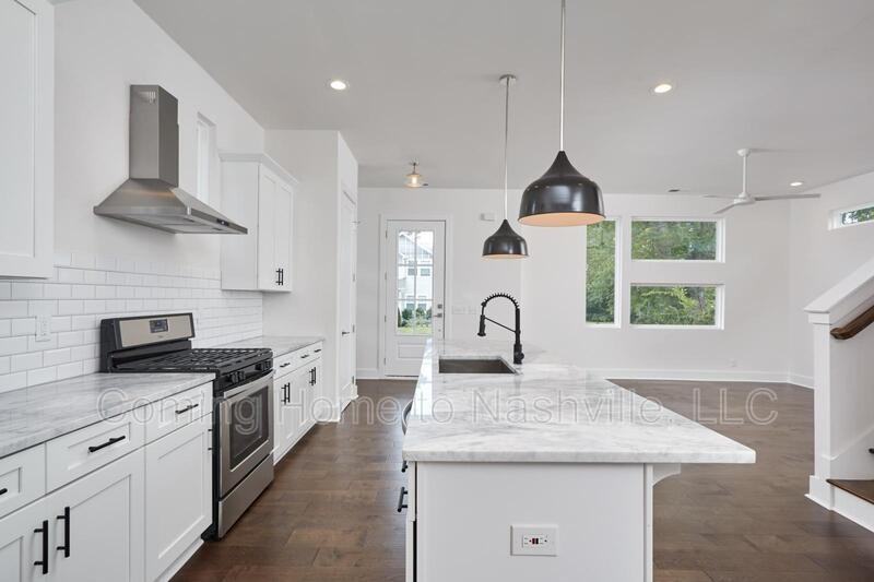 1719 - Photo 5 of 50