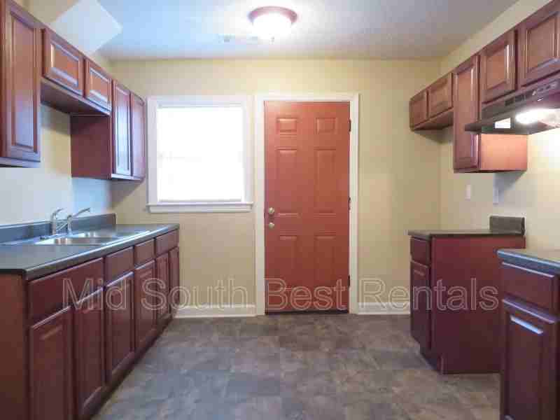 510 E Dison Ave - Photo 3 of 7