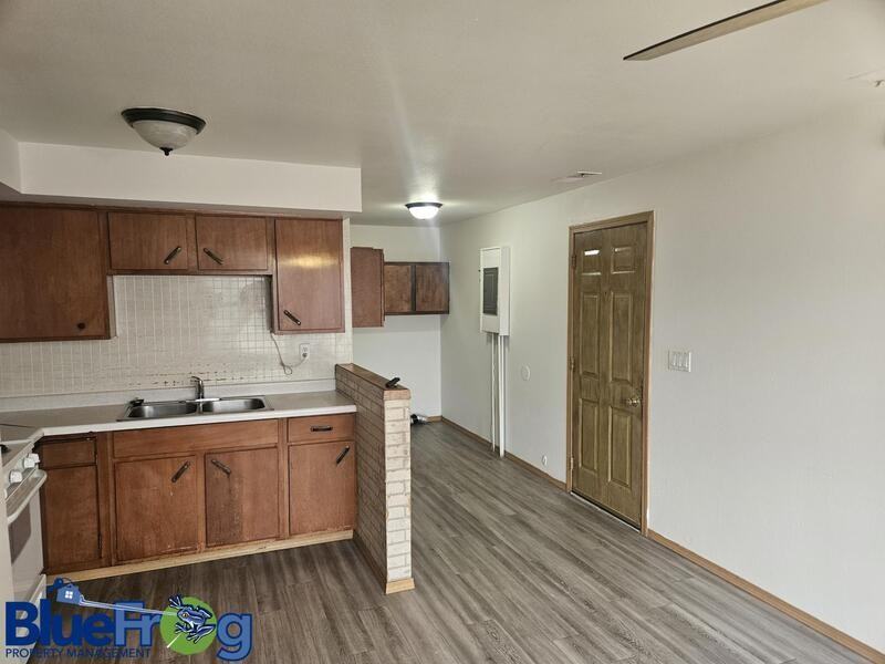2631 S Telulah Ave - Photo 5 of 21