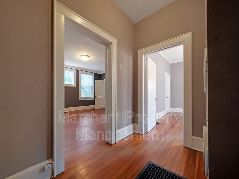 9 David St Apt A - Photo 5 of 23