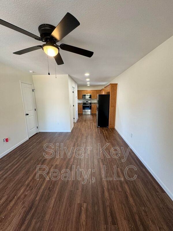 141 Oak St #155 - Photo 5 of 14