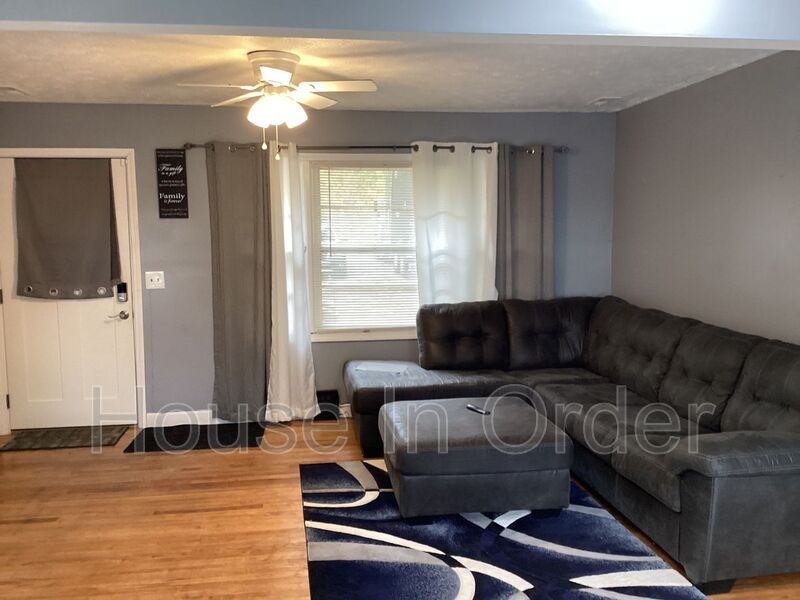 64 Valentine St - Photo 3 of 19