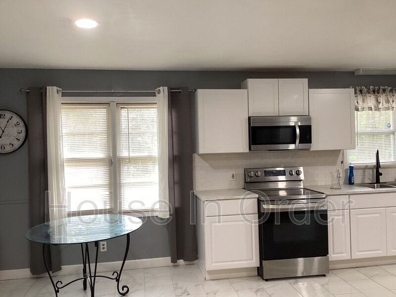 64 Valentine St - Photo 5 of 19