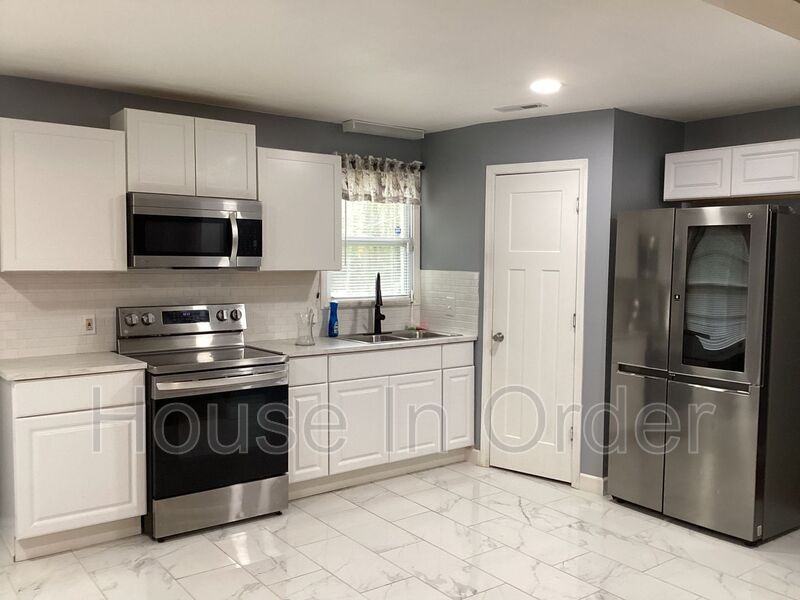 64 Valentine St - Photo 6 of 19