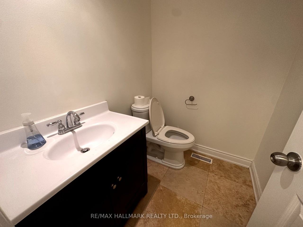 76 Lund Street #None - Photo 3 of 6