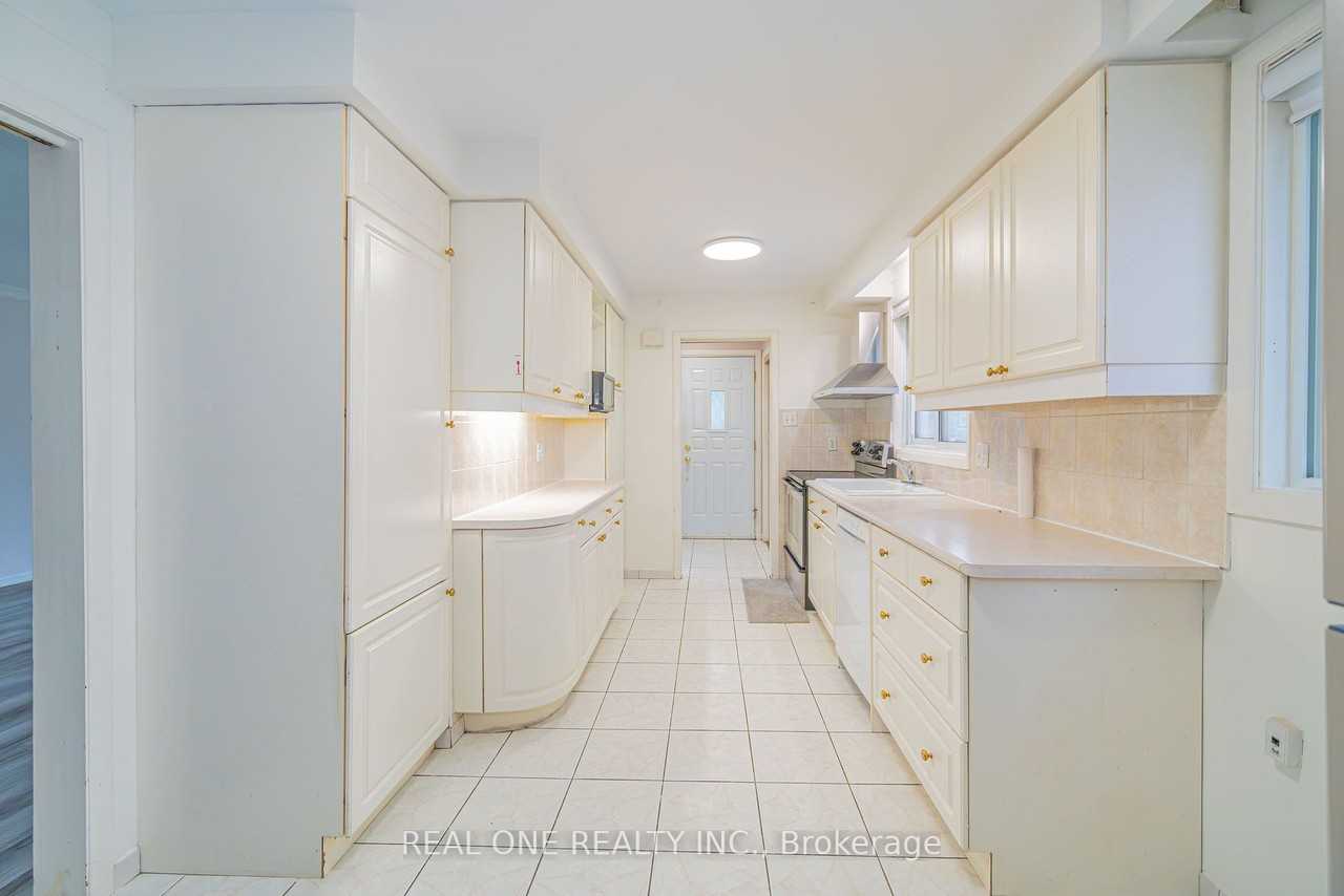 150 Garden Avenue #None - Photo 3 of 6