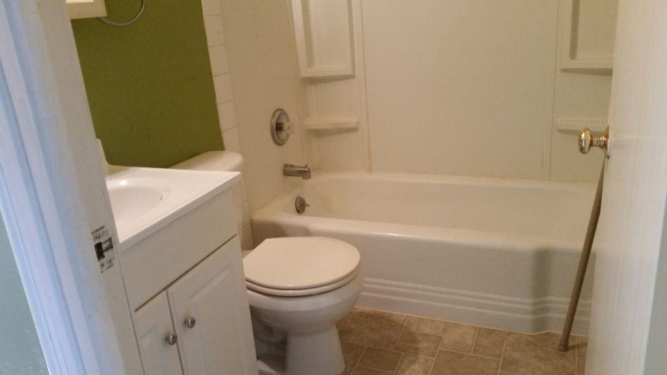 1930 Alderson Ave - Photo 6 of 6