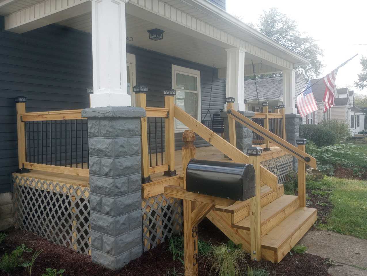 813 Mckinley St - Photo 2 of 12