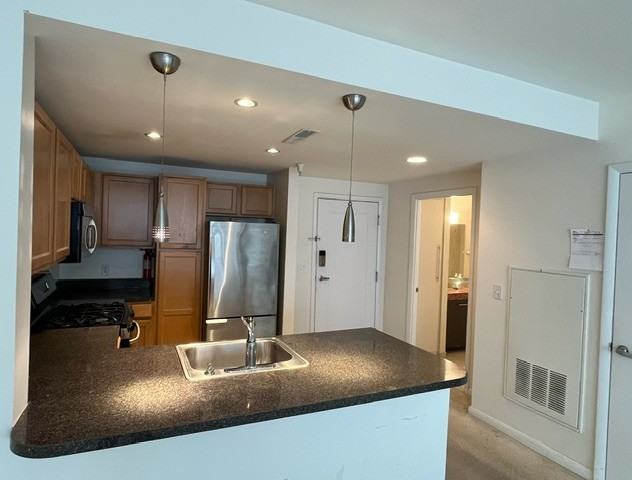 350G E Street Expy #N514 - Photo 4 of 19