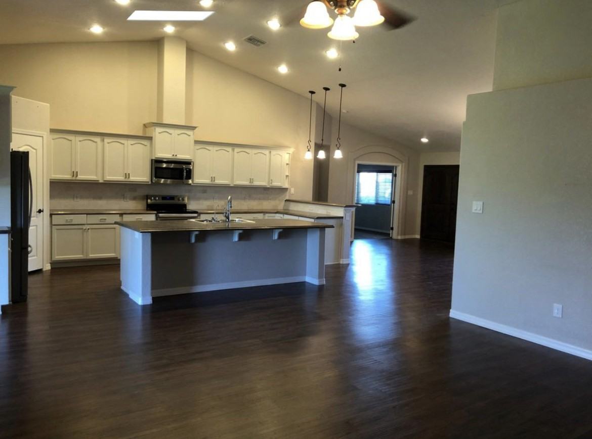 5824 E 38th Pl #NA - Photo 2 of 8