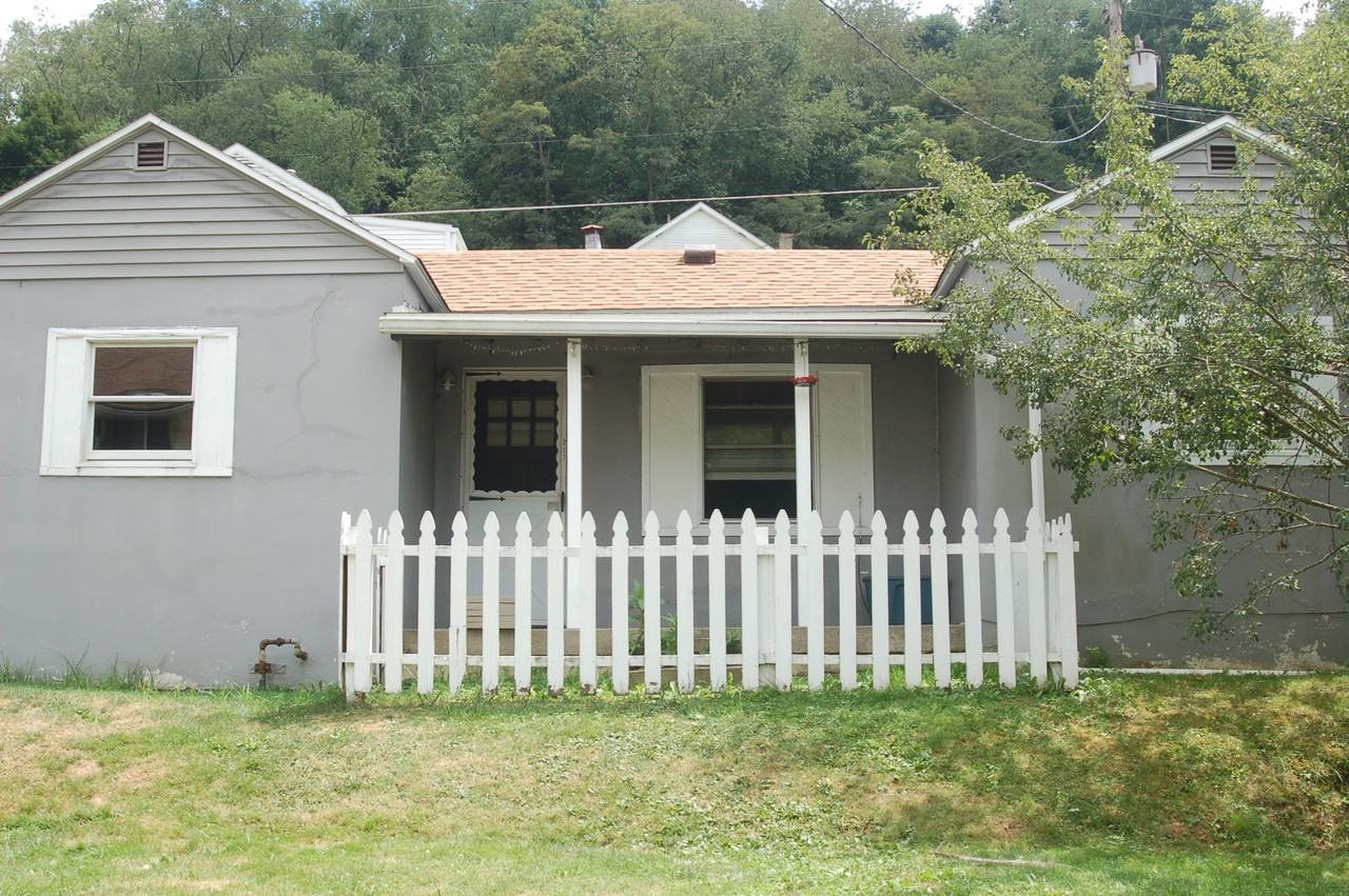217 Minden Aly #NA - Photo 2 of 14