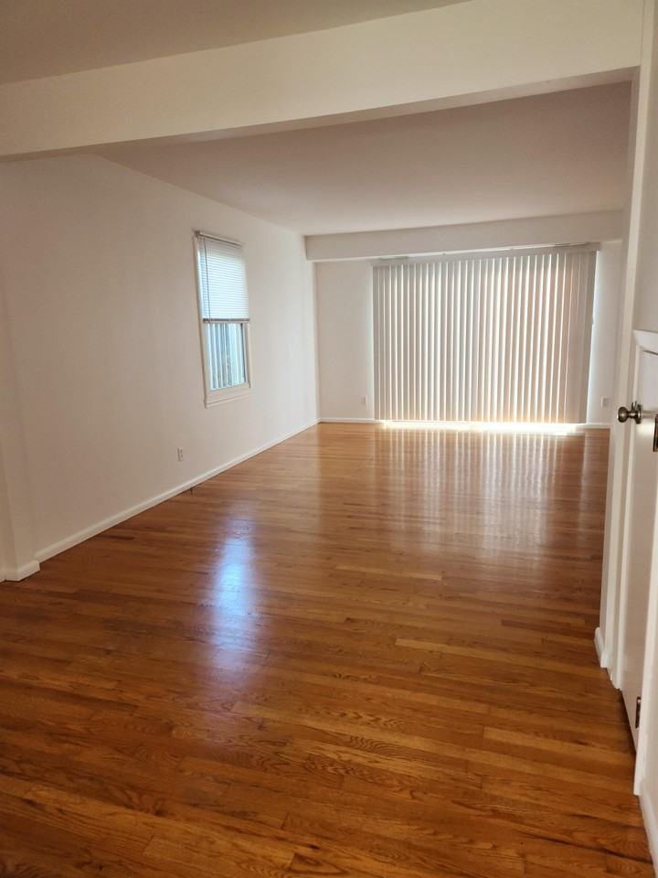 157 Peyton St - Photo 2 of 50
