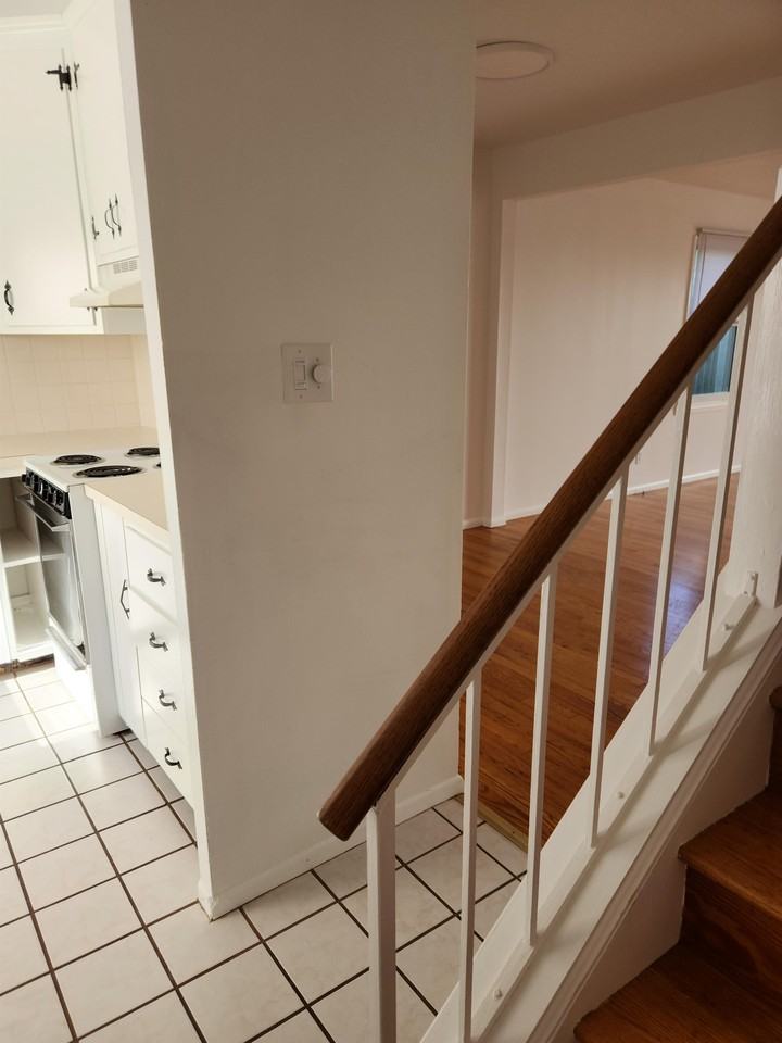 157 Peyton St - Photo 7 of 50