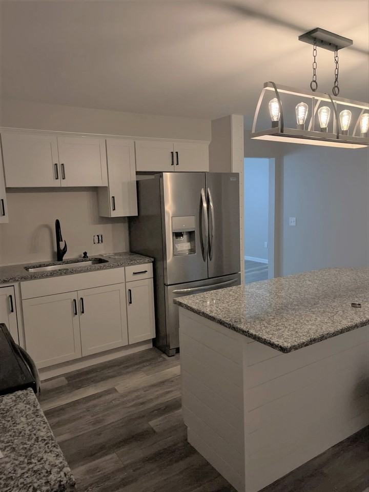 21 Otis St #B - Photo 2 of 23