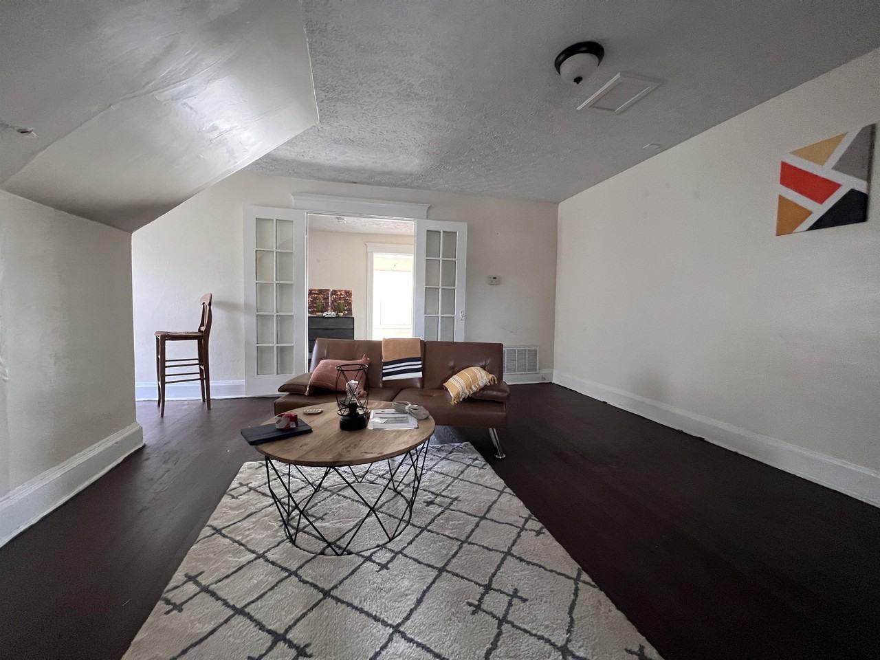 208 Walnut St #4 - Photo 3 of 10