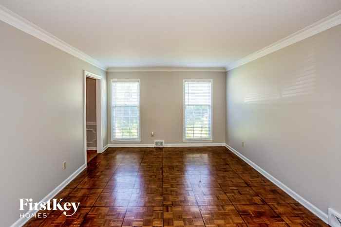 6991 Dashwood Dr - Photo 2 of 15