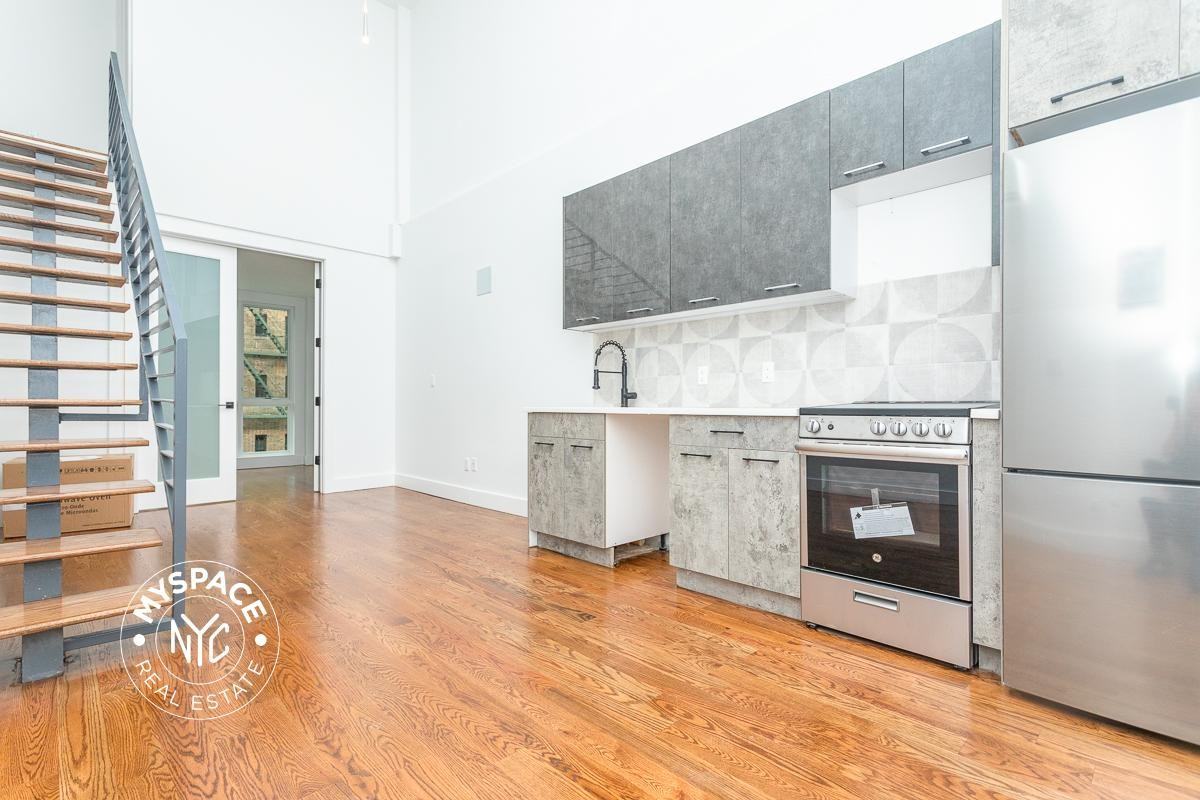 1266 Pacific St #3C