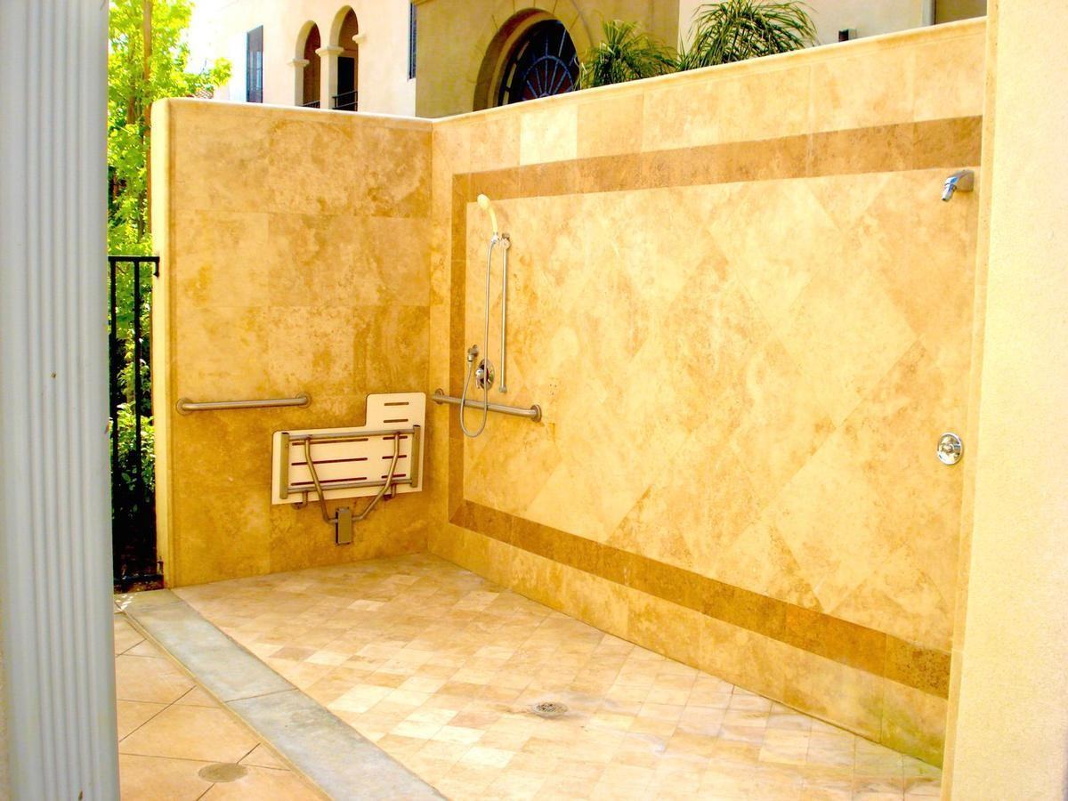 26900 Winchester Creek Ave - Photo 2 of 11