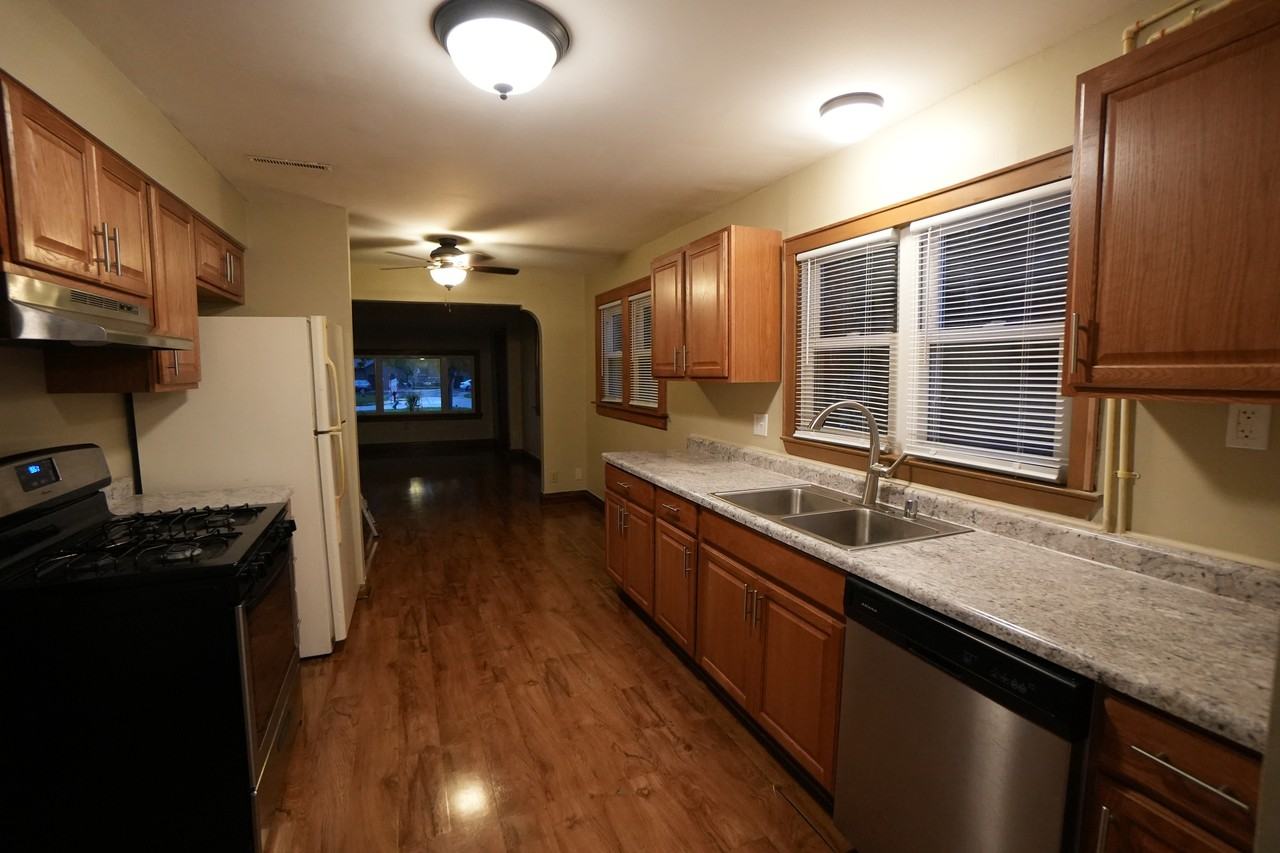 5975 South Honey Creek Drive - Photo 2 of 6