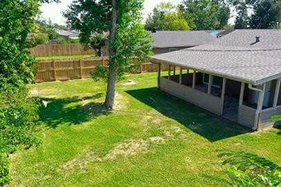 337 Rosedown Dr - Photo 3 of 9