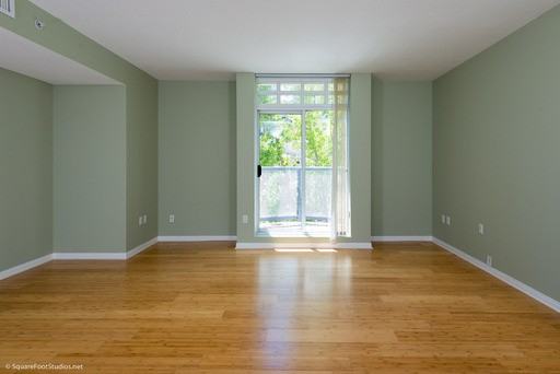 531 Front St - Photo 3 of 12