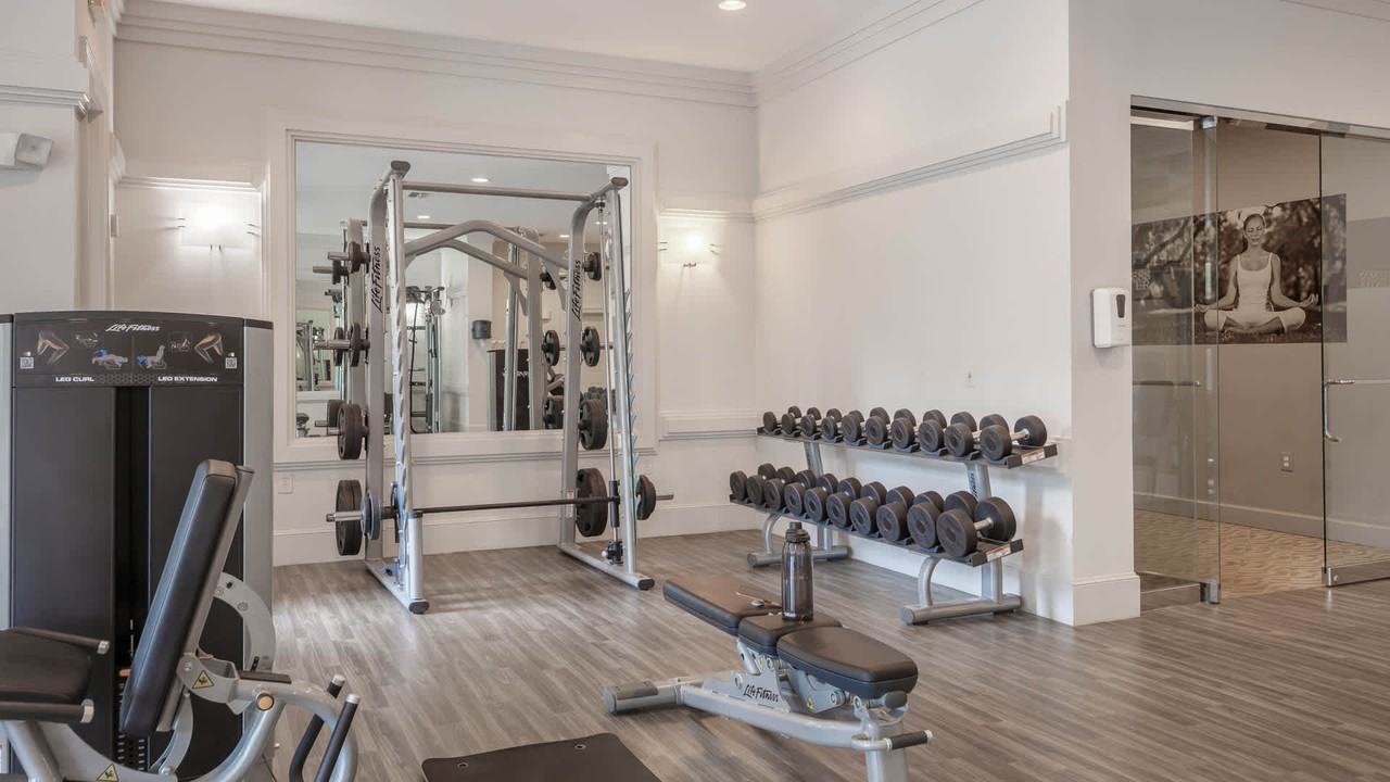 The Reserve at Fairfax Corner - Photo 5 of 50