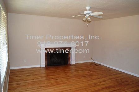 2517 Butano Dr - Photo 2 of 11