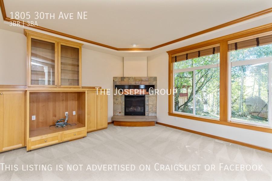 1805 30th Ave Ne - Photo 2 of 41