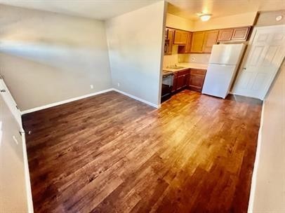 Parkview Apartments* - Photo 3 of 6