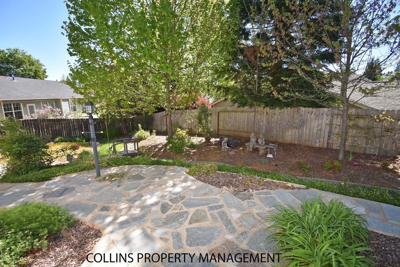 154 Scotia Pines Circle #1 - Photo 5 of 16