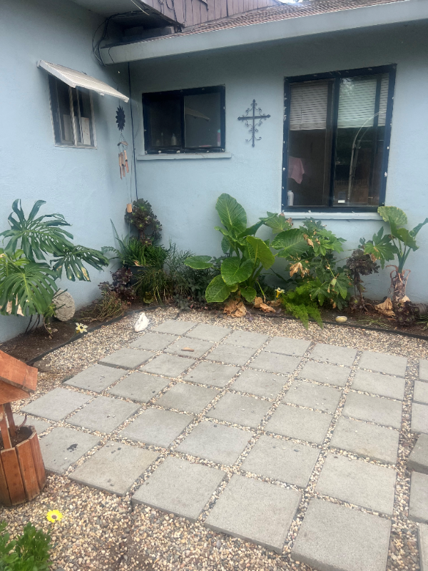 107 W Mayfair Ave - Photo 2 of 4