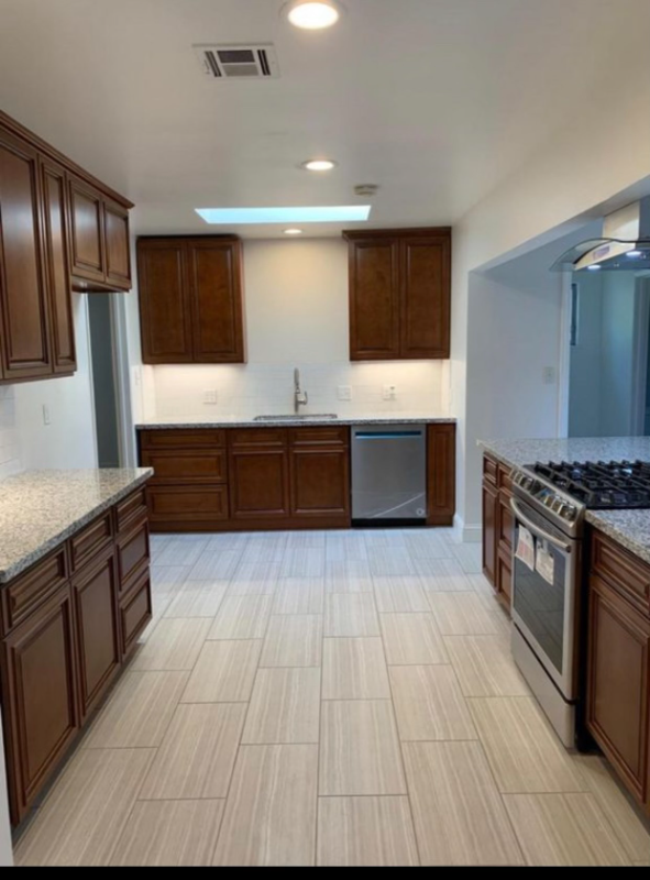 107 W Mayfair Ave - Photo 3 of 4