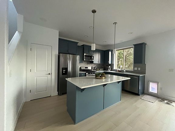 4705 Ne 13th Ct - Photo 2 of 7