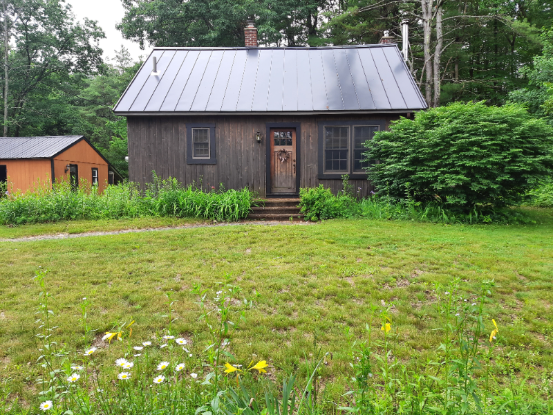 203 Brooks Rd - Photo 3 of 41