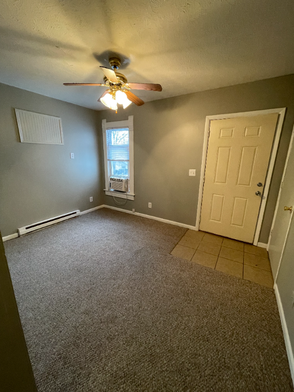 870 W Wood St #3 - Photo 2 of 5