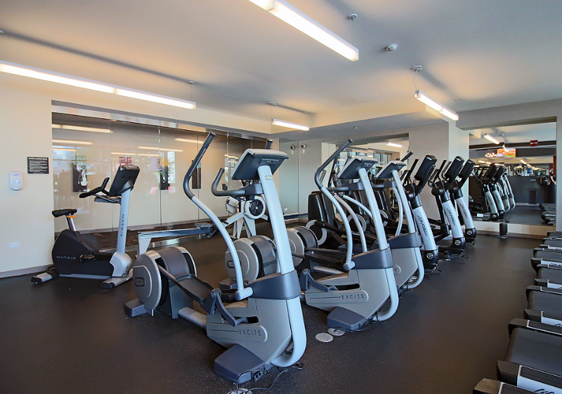 353 North Clinton Street - Photo 6 of 25