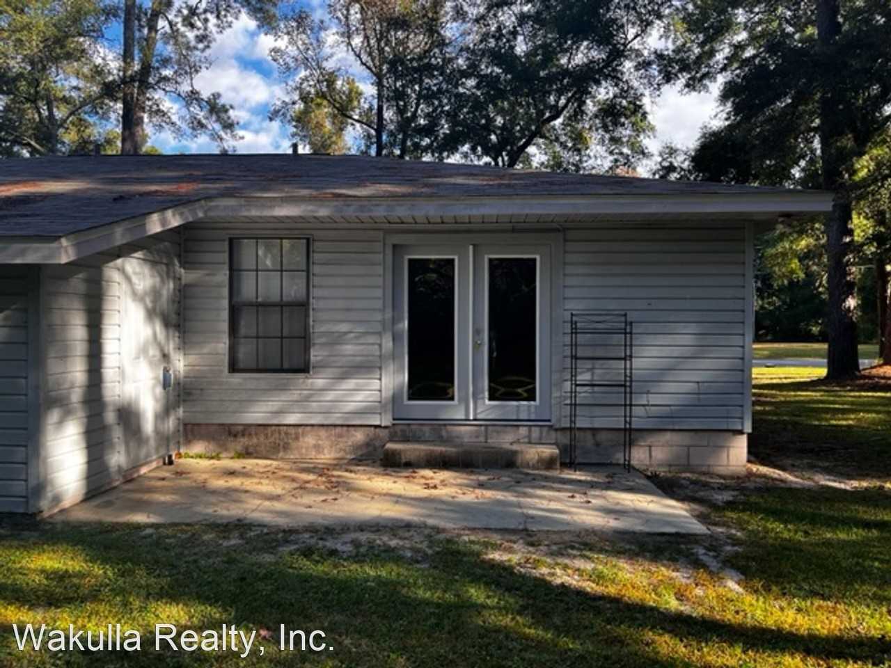 473 Emmett Whaley Rd - Photo 2 of 9