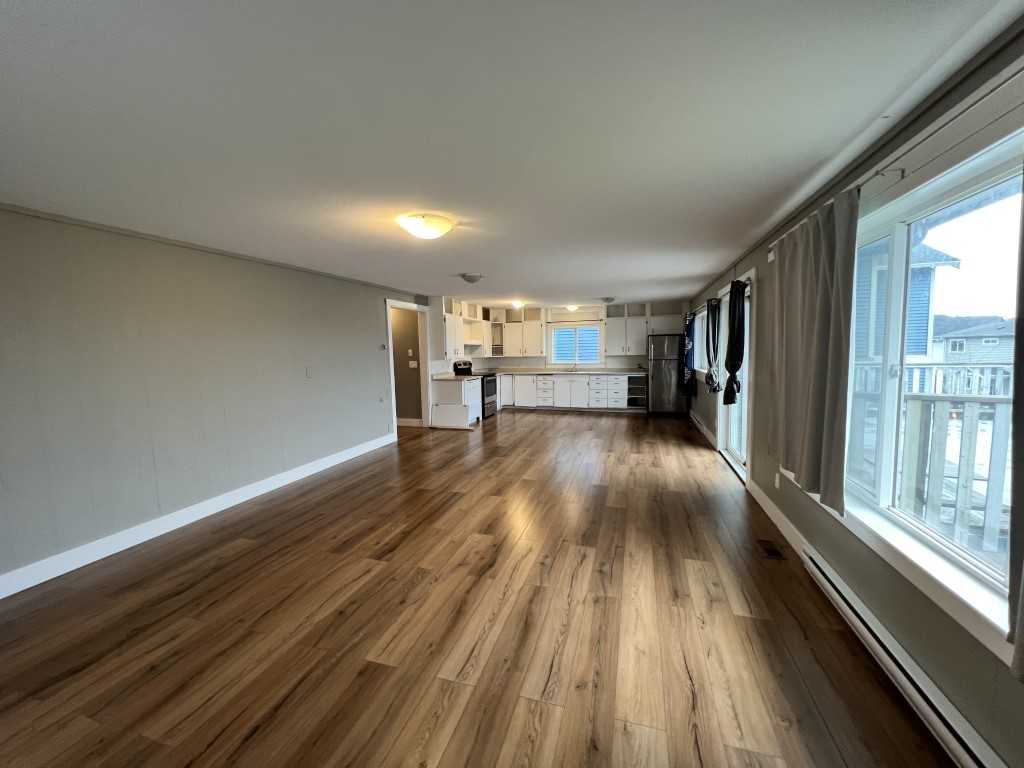 614 Lambert Ave - Photo 2 of 18