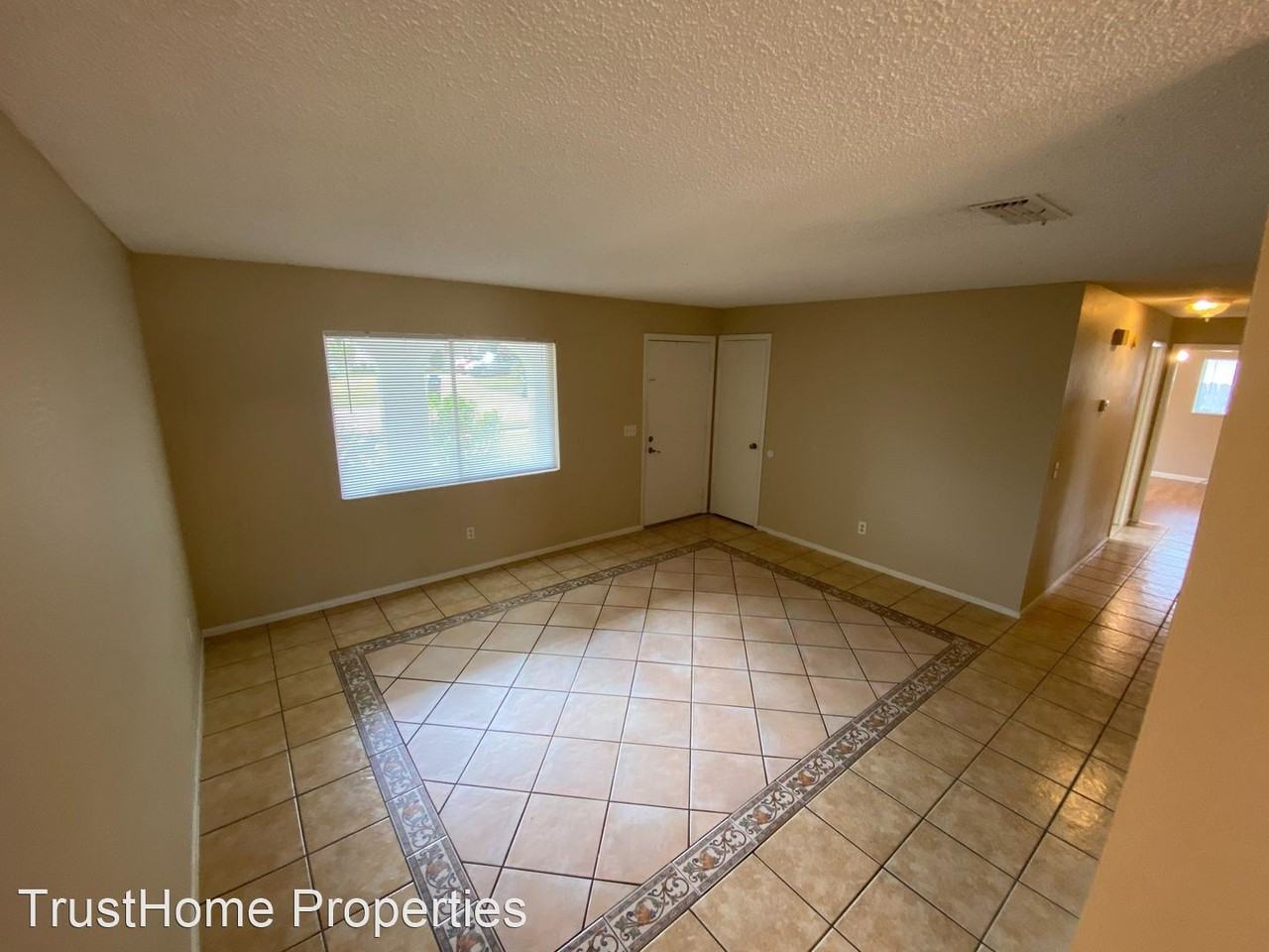 3349 Calcutta Ave - Photo 3 of 31