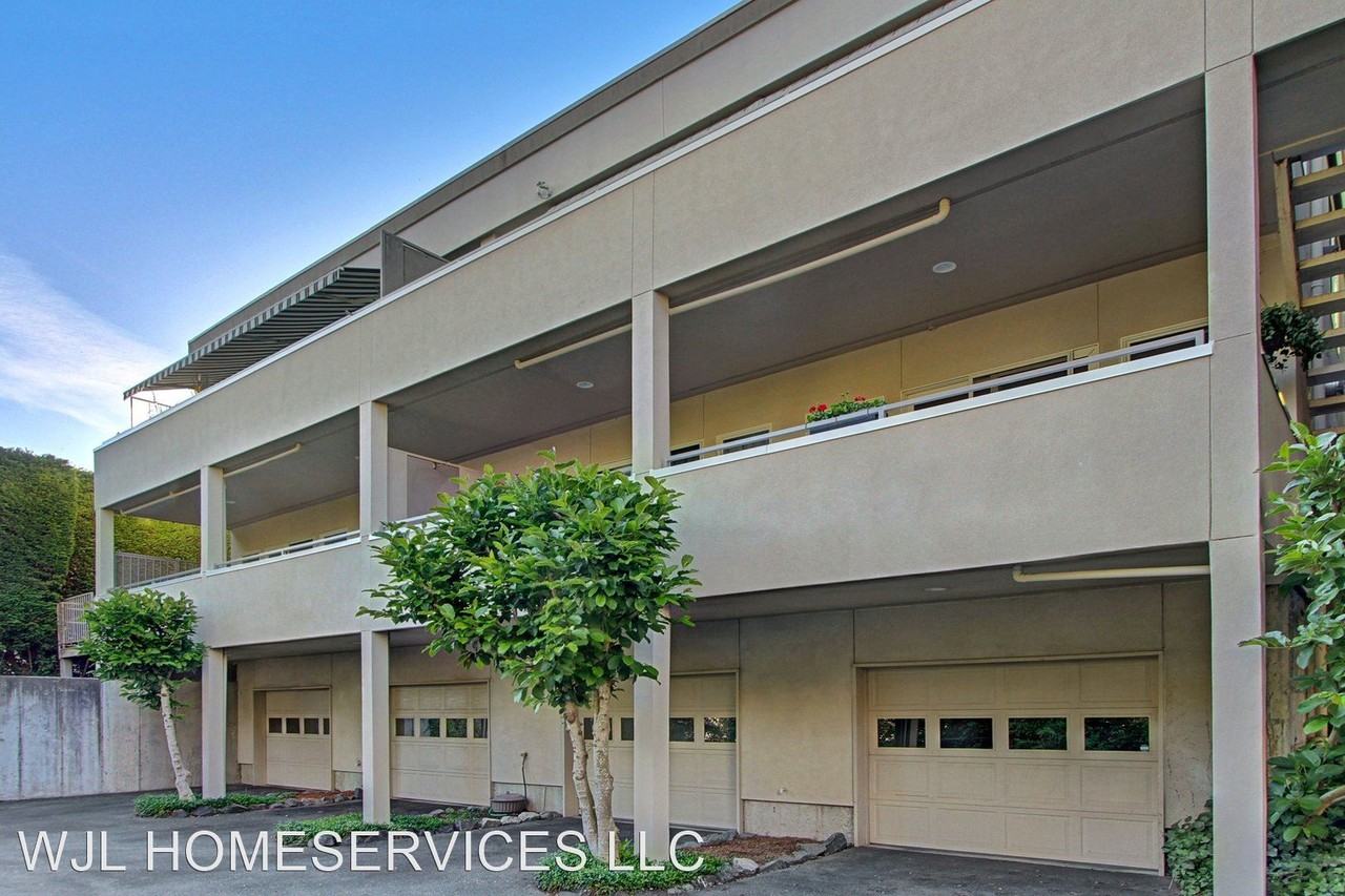 319 4th Ave #201 - Photo 2 of 18