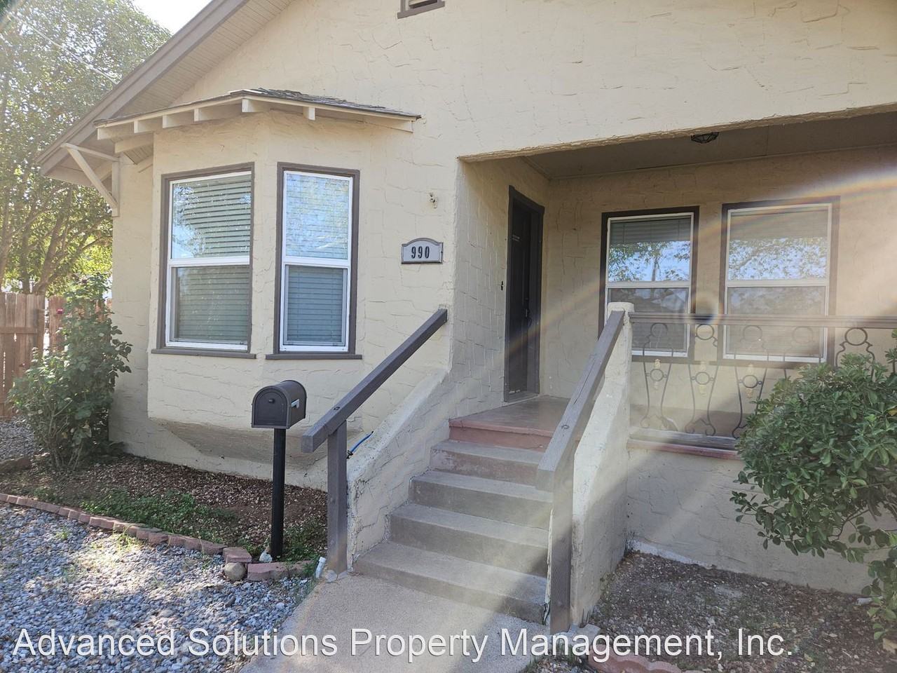 990 West St - Photo 2 of 14